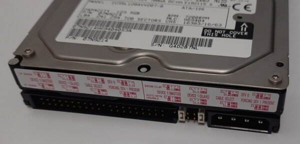 Hitachi Deskstar IC35L120AVV207-0 IDE Festplatte (123GB, 7200U/min, retro, 2003) - Image 2