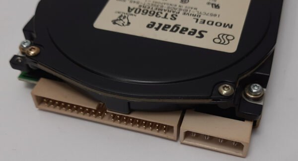 Seagate ST3660A IDE Festplatte (545MB, retro, 1995) - Image 2