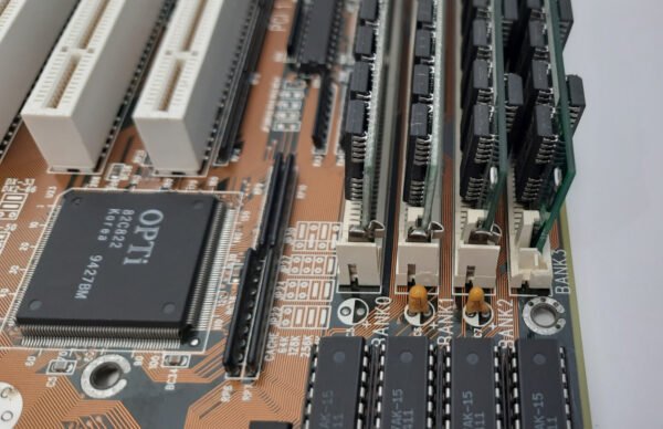 SOYO SY-030E2 VIP VLB ISA PCI 486 retro Mainboard + Intel 80486DX 33MHz + 16MB - Image 5