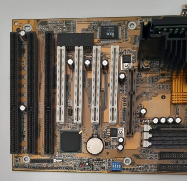 Gigabyte GA-6BXC Slot 1 AGP ISA retro Mainboard + Pentium III 500MHz + 128MB RAM - Image 2