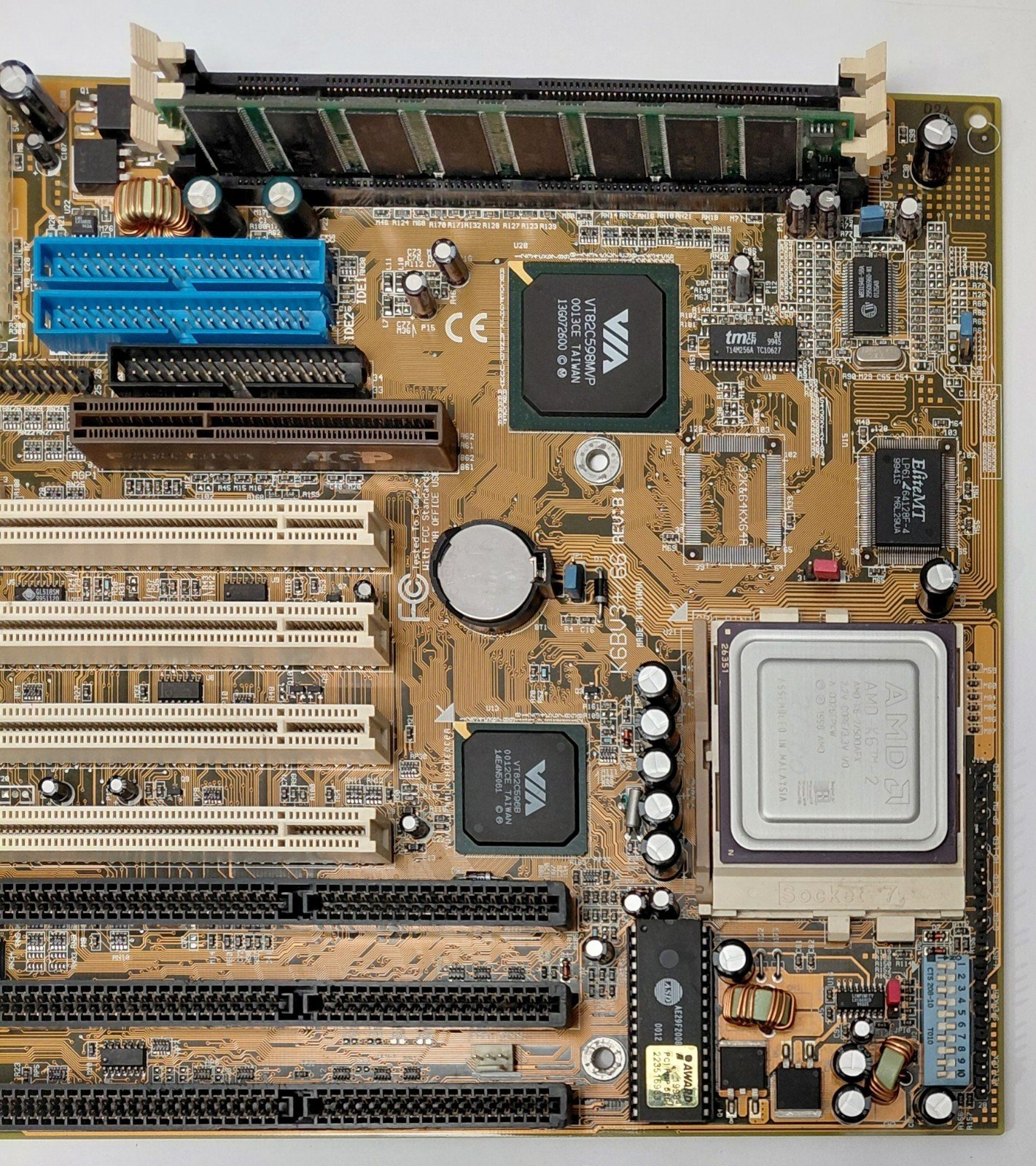 00432b11d9c26792f818edb43bf8bb06