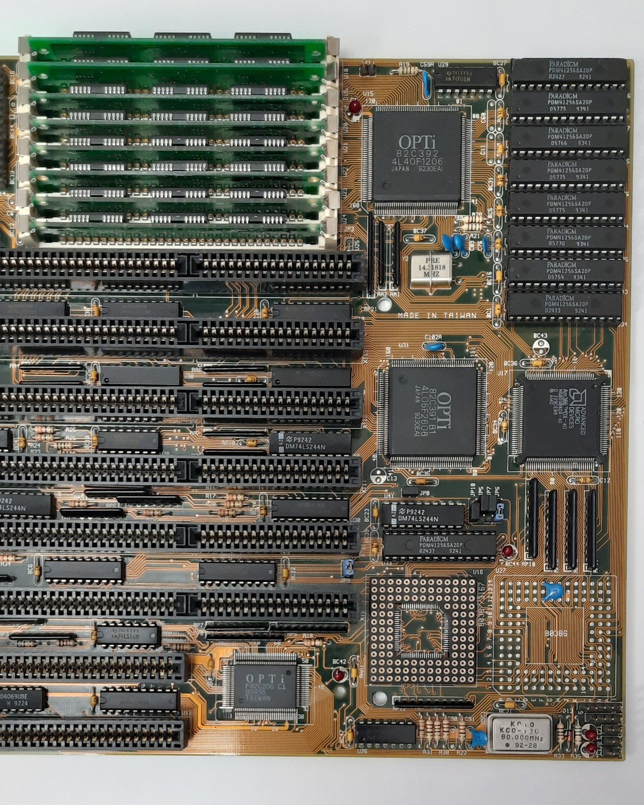 8692611d662430175f6ec68e6ac9fa97