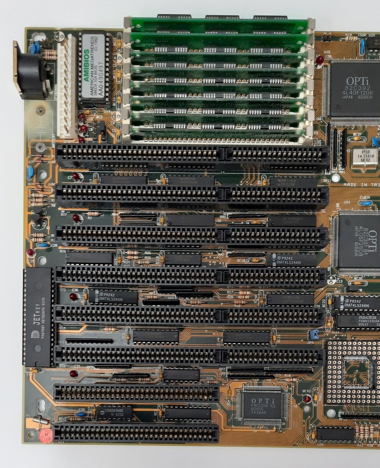 3df1d70e11673814702bae1a79d10357