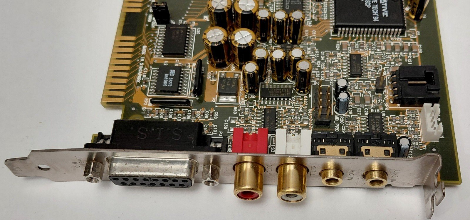 55635b4fd5f6d2802228a21a9eeccc57