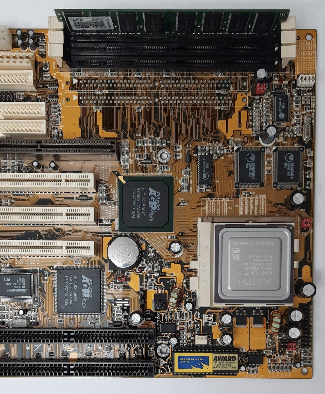 e700856af39a39c905aa7071401f33de